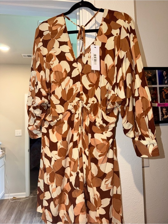 Aakaa Dresses & Skirts - AaKaa Brown, Cream & Tan Floral Tie-Waist Midi Dress
